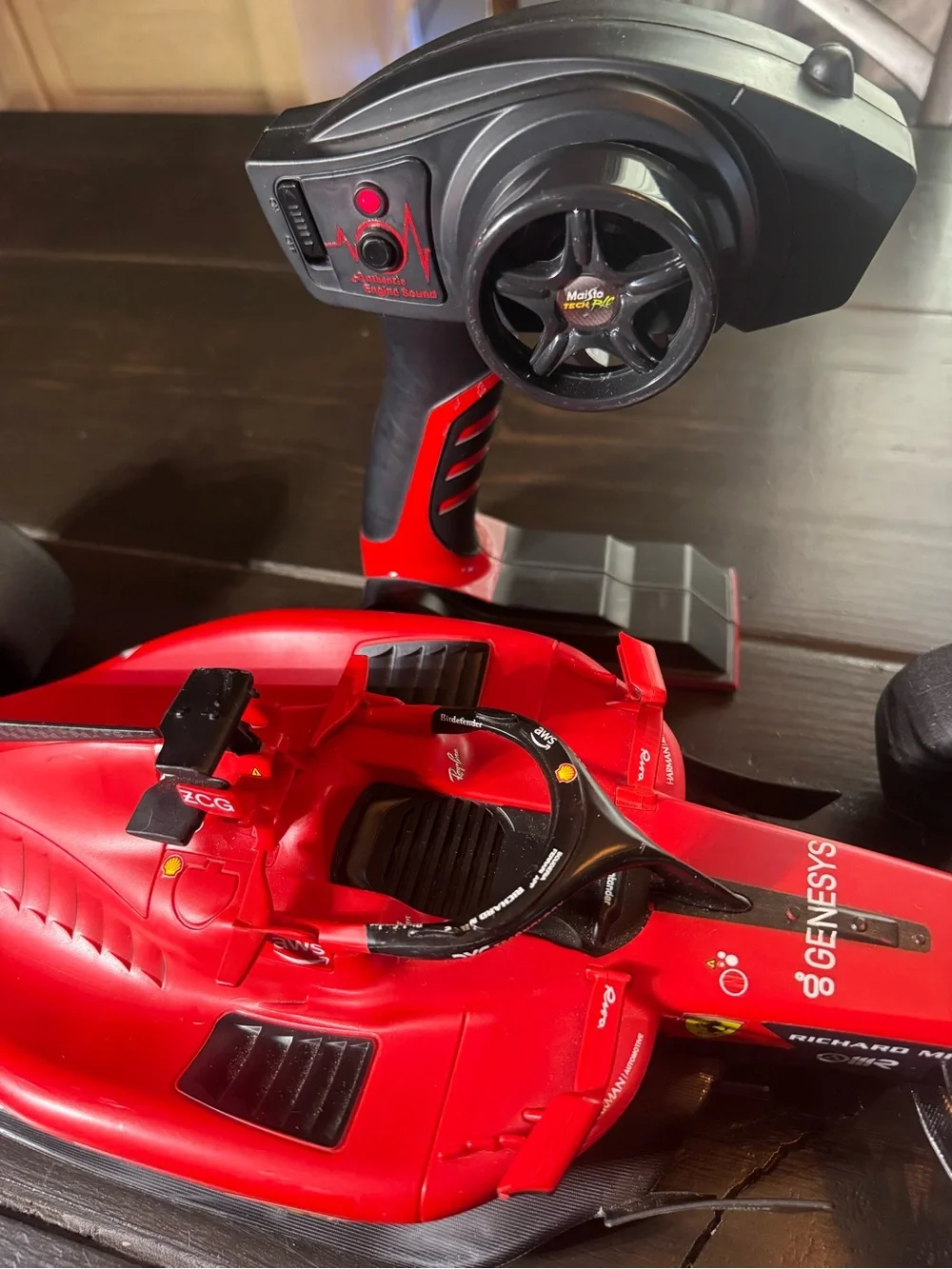 Maisto Tech R/C 1:10 Ferrari SF-23 Formula 1 RC 2.4GHz Electric RTR w charger